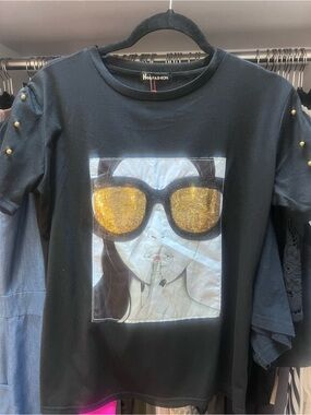 Black Graphic Sequin Sunglasses Tee
